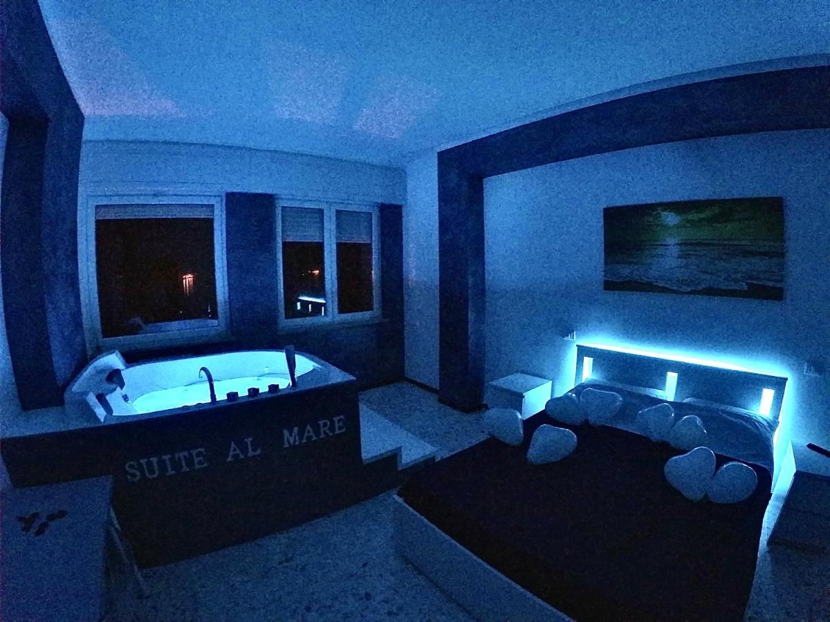 Suite Al Mare Taranto Exterior foto