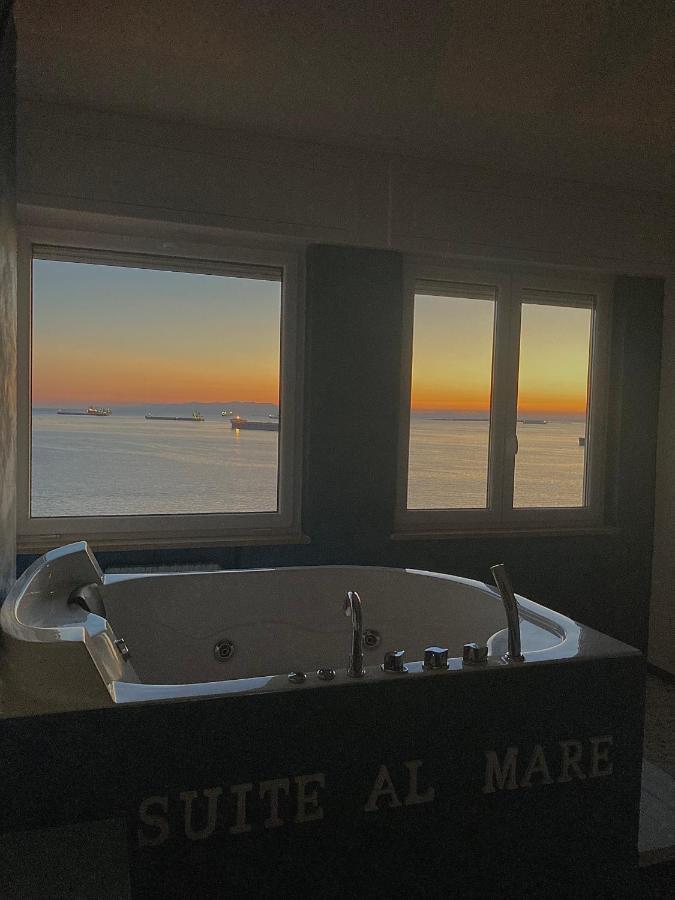 Suite Al Mare Taranto Exterior foto